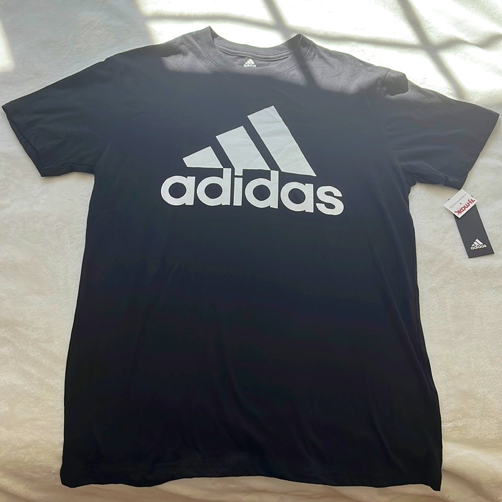 NWT Adidas T Shirt Size Large